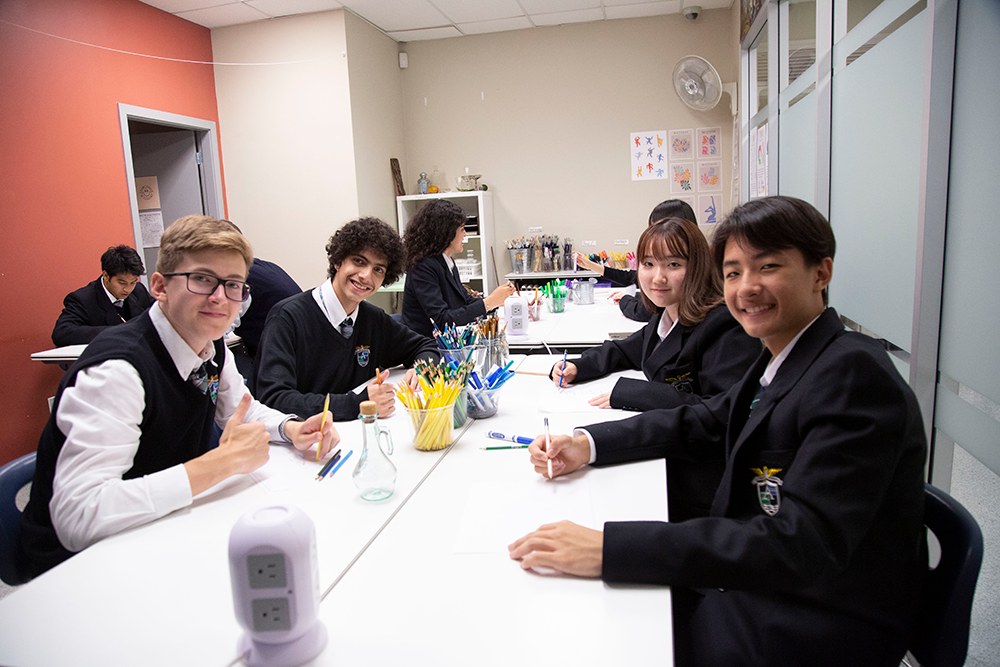 Alexander Academy 학생 수업 모습