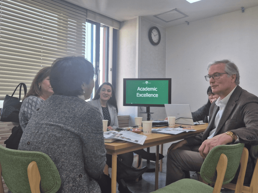 유학피플 회사 소개