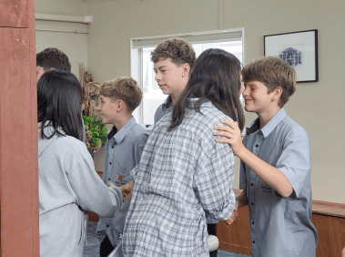 뉴질랜드 공립학교 마오리 전통 환영식 Pōwhiri