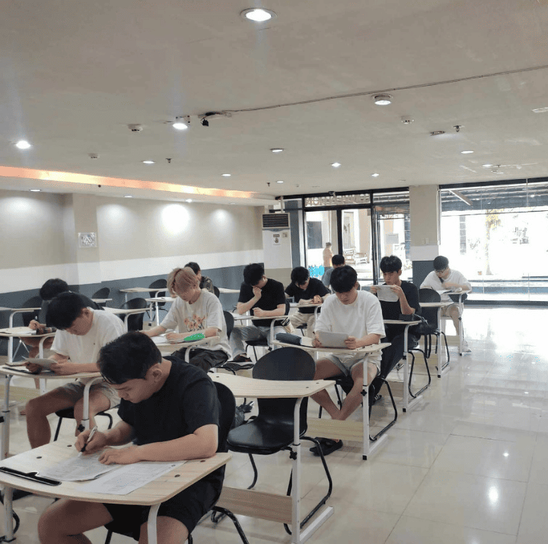 MK 주니어 영어캠프 단체 영어수업 강의실