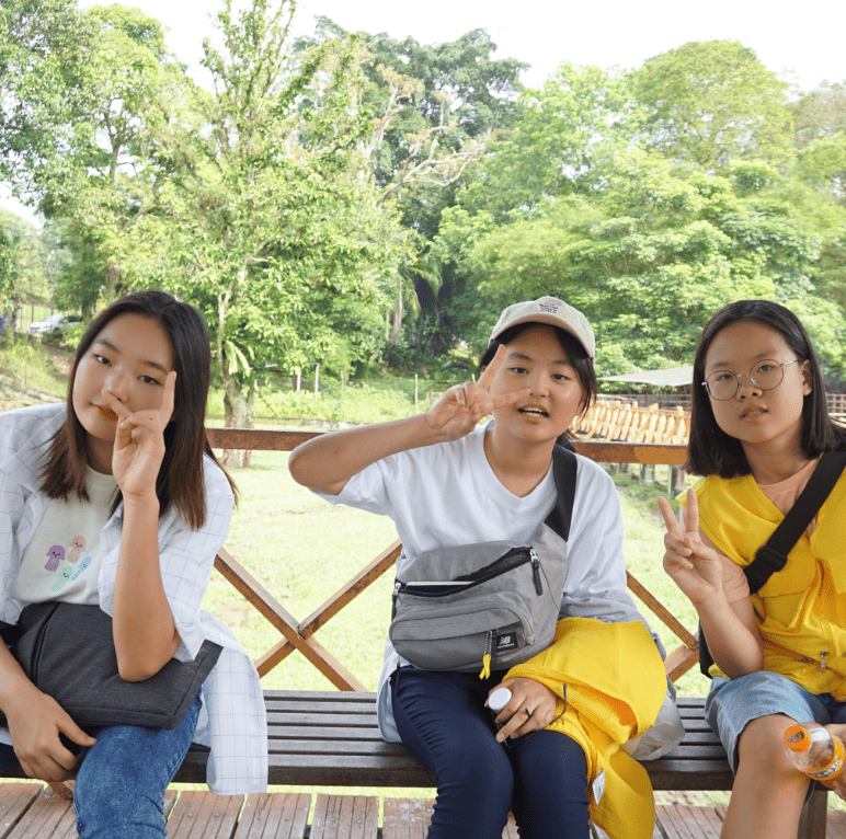 파라곤 스쿨링 캠프 학생들의 야외 체험활동