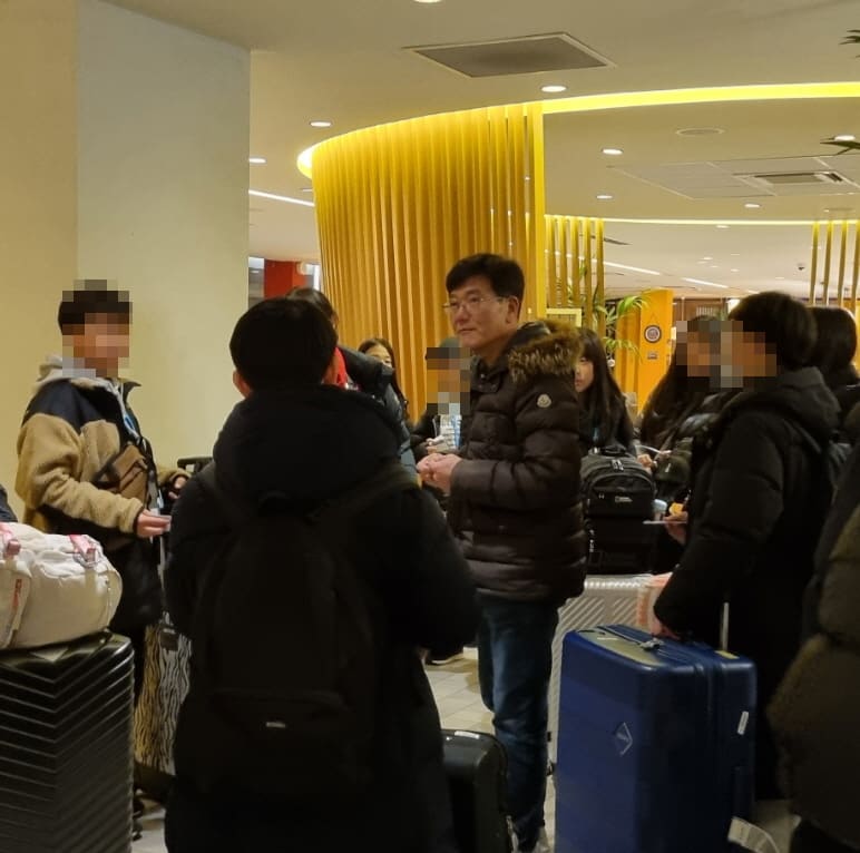 영국 스쿨링 영어캠프 영국 공항 도착