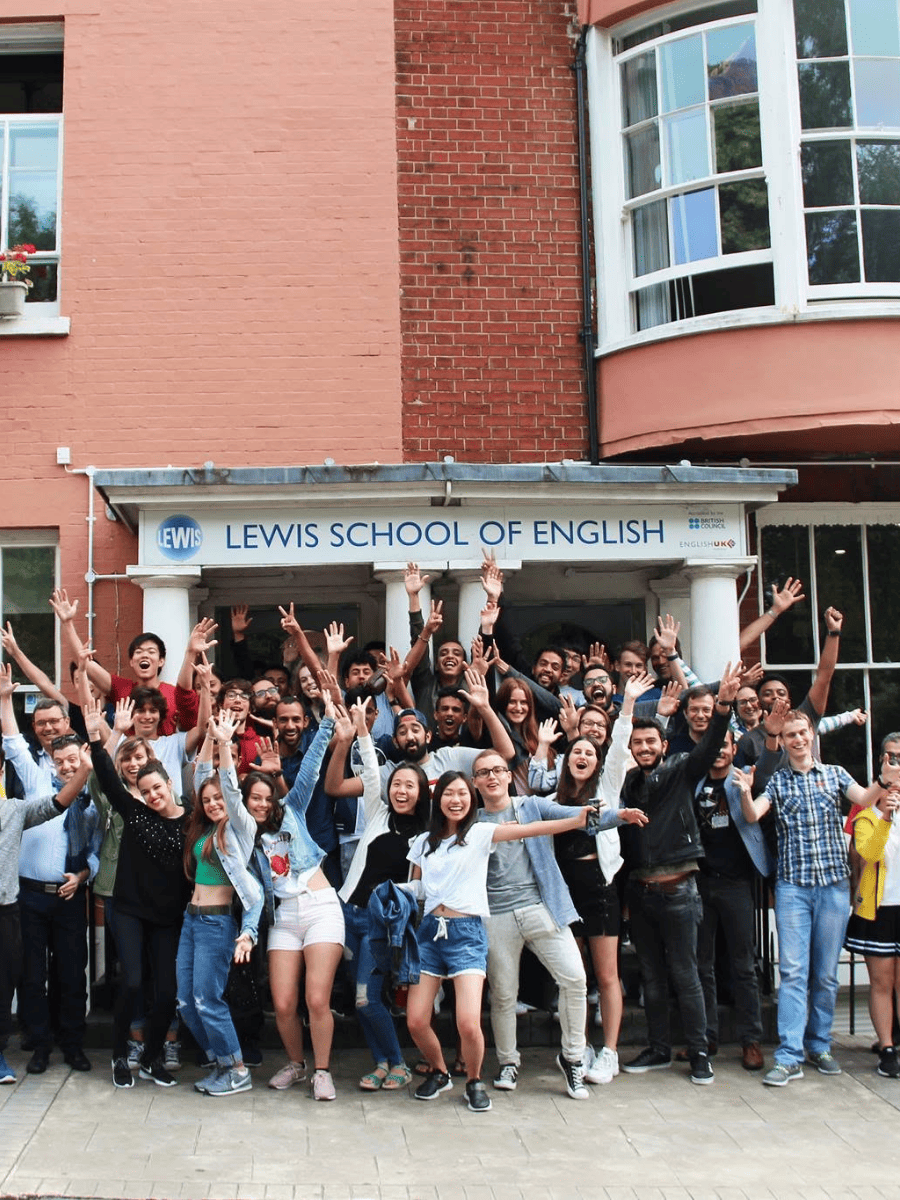 Lewis School of English 사우샘프턴 센터 이미지