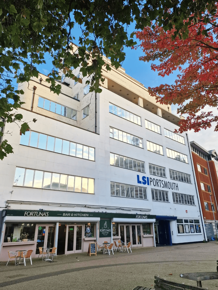 LSI Portsmouth 포츠머스 센터 이미지