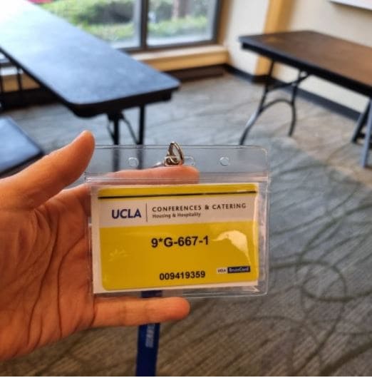 모든곳으로 통하는 엘로우 카드