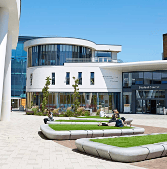 허더즈필드 대학교