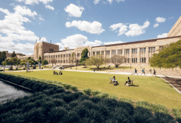 퀸즐랜드대학교(UQ)