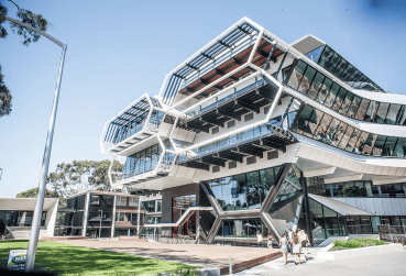 모나쉬대학교 (Monash University)